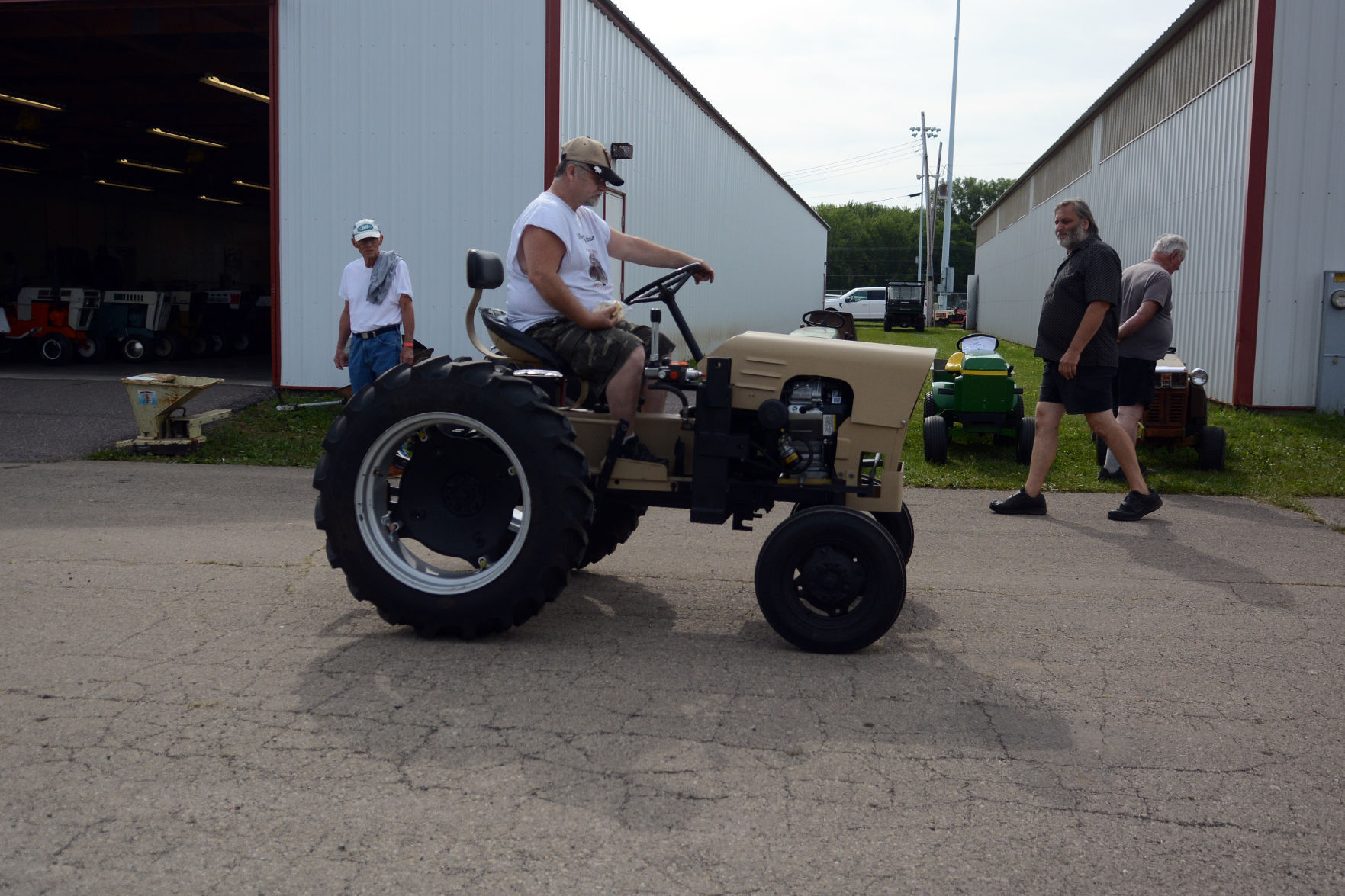 Garden Tractor Daze